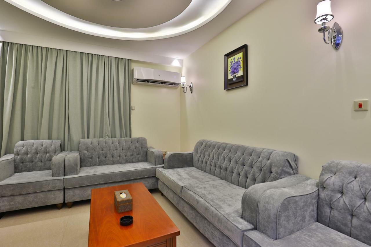 Dreams Houses Furnished Suites Tabuk Exteriör bild