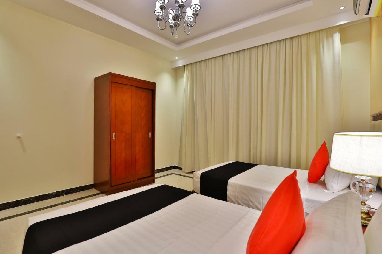 Dreams Houses Furnished Suites Tabuk Exteriör bild